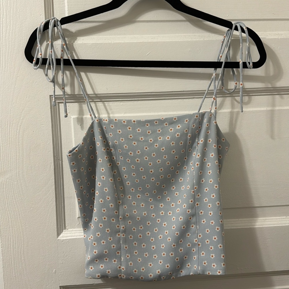Levi’s Cropped Floral Tank